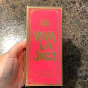 Viva la juicy 50 ml eau de parfum brand new!